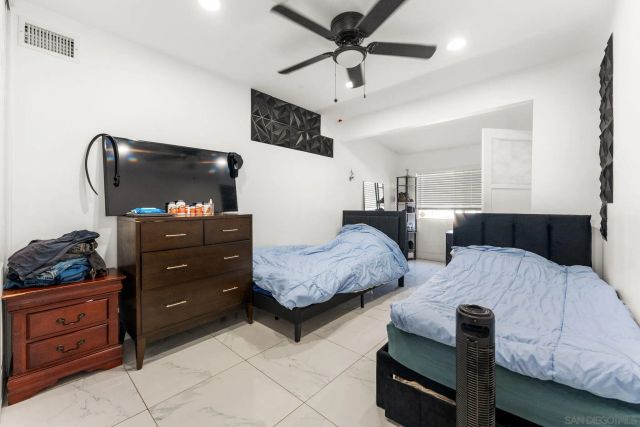 160 Cedar Street, El Cajon, CA 92021