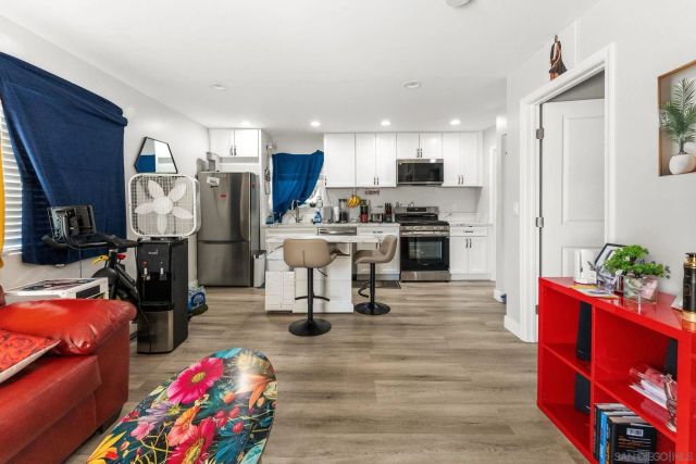 160 Cedar Street, El Cajon, CA 92021