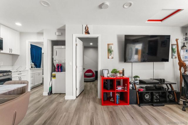 160 Cedar Street, El Cajon, CA 92021