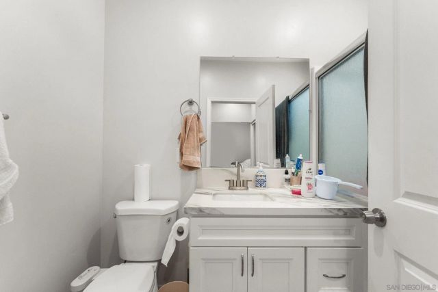 160 Cedar Street, El Cajon, CA 92021