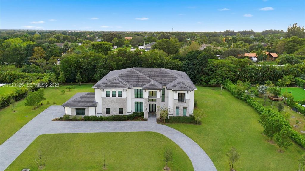 17130 Magnolia Estates Drive, Southwest Ranches, FL 33331
