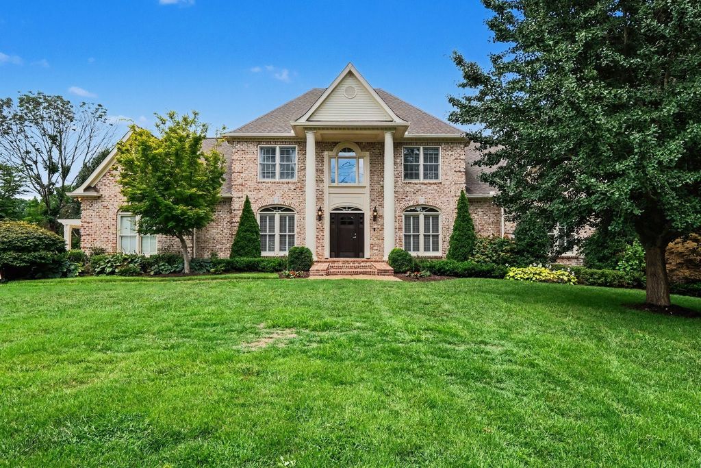 1308 Lewisburg Pike, Franklin, TN 37064
