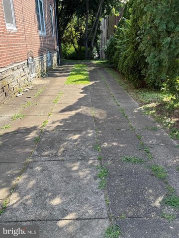 12 TOWNSHIP LINE RD, Elkins Park, PA 19027