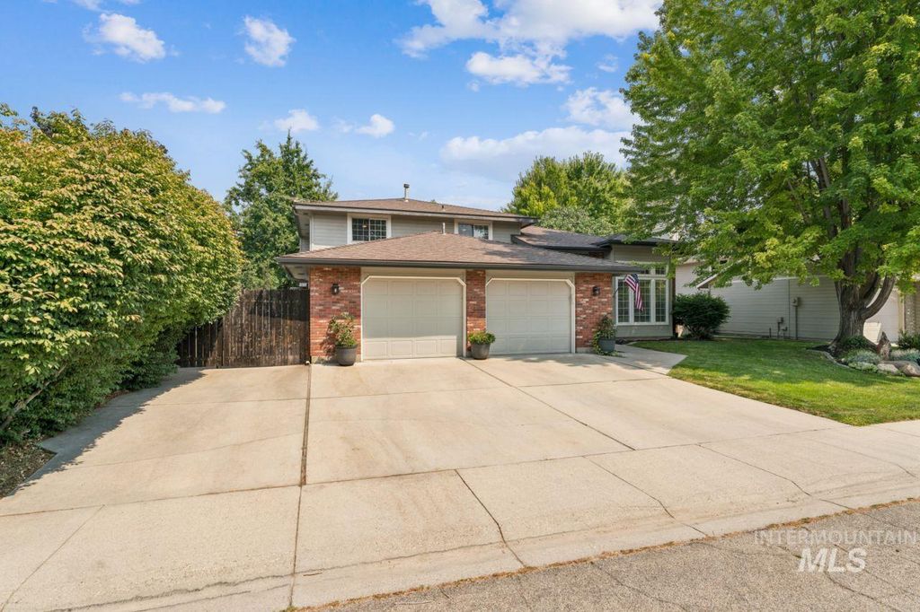 4832 N Fieldcrest Pl, Boise, ID 83704 photo 2