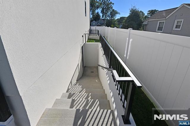 119 Arnot Place, Paramus, NJ 07652