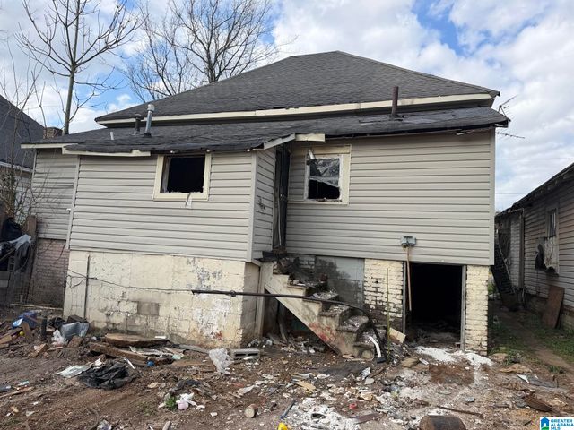 1557 CLEVELAND AVENUE SW, Birmingham, AL 35211