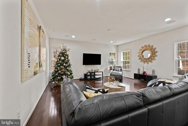 17857 SUGARBERRY RD, Dumfries, VA 22026