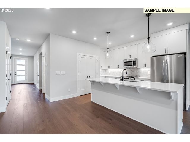 12080 Sw TRASK St, Beaverton, OR 97007