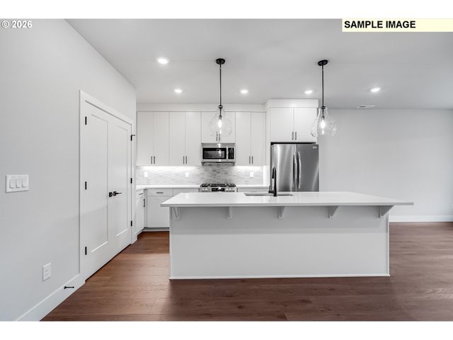 12080 Sw TRASK St, Beaverton, OR 97007