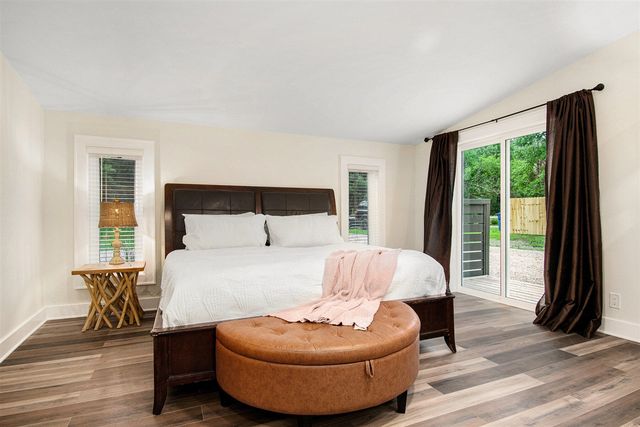 8460 Warren Woods Road, Three Oaks, MI 49128