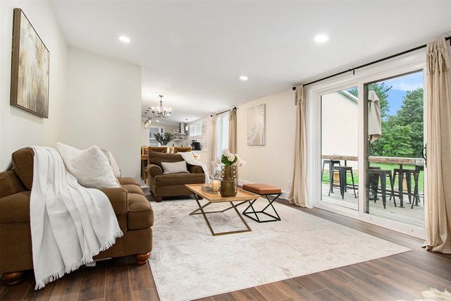 8460 Warren Woods Road, Three Oaks, MI 49128