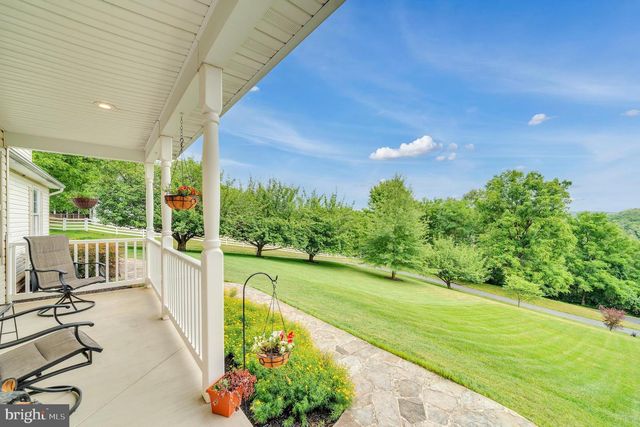 2074 OLD FRIDINGER MILL RD, Westminster, MD 21157
