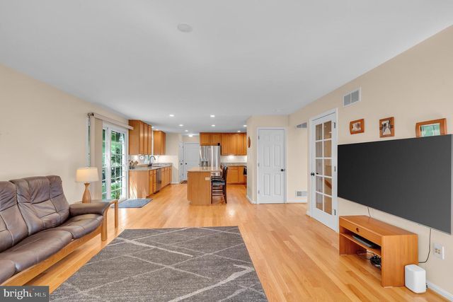 2074 OLD FRIDINGER MILL RD, Westminster, MD 21157