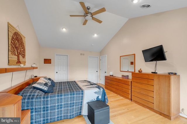 2074 OLD FRIDINGER MILL RD, Westminster, MD 21157
