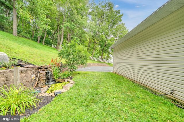2074 OLD FRIDINGER MILL RD, Westminster, MD 21157