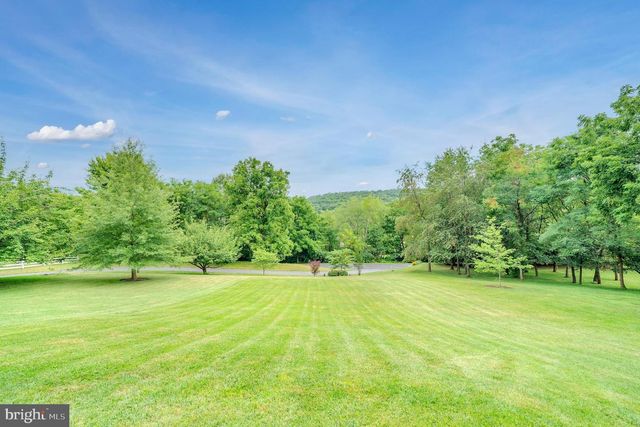 2074 OLD FRIDINGER MILL RD, Westminster, MD 21157