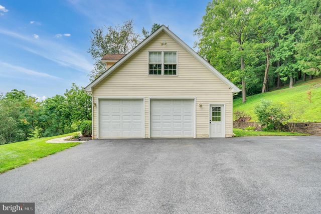 2074 OLD FRIDINGER MILL RD, Westminster, MD 21157