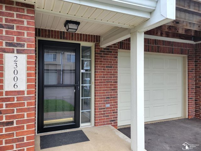 23006 Fairlane Boulevard, Woodhaven, MI 48183