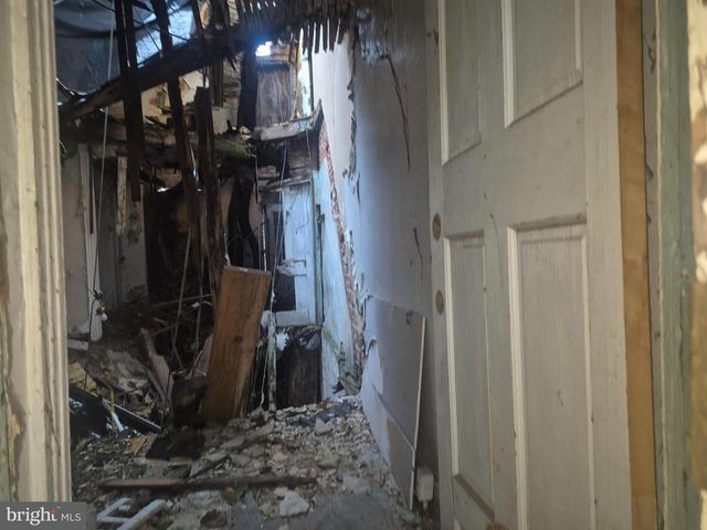 1806 N CHAPEL ST, Baltimore, MD 21213