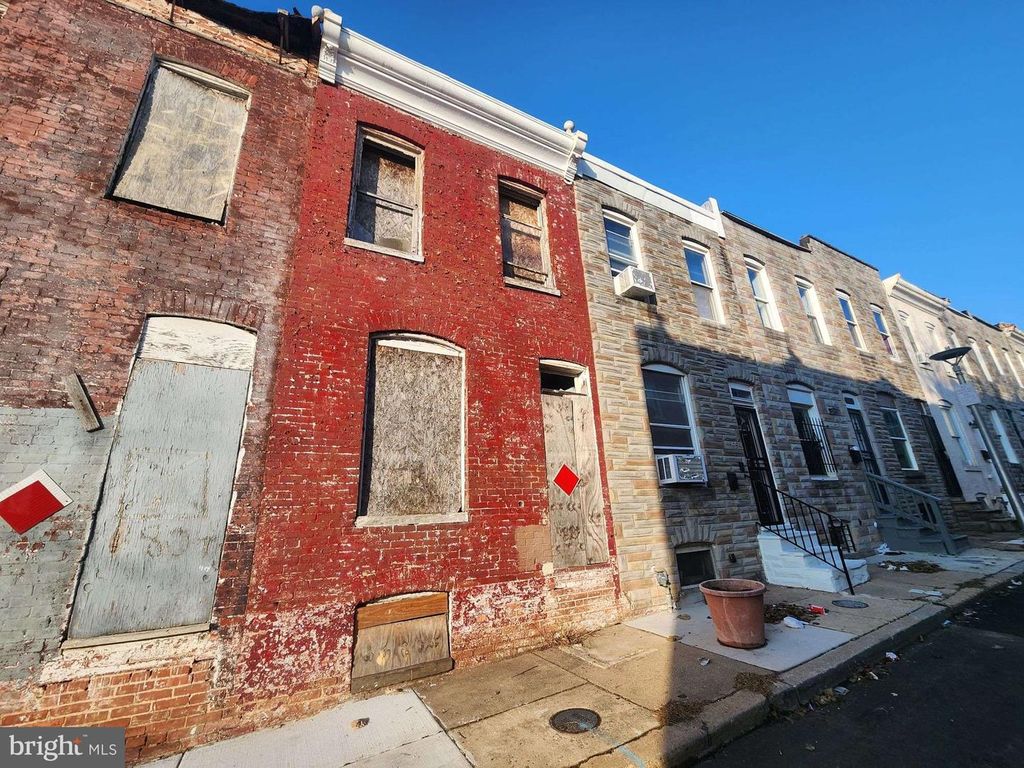 1806 N CHAPEL ST, Baltimore, MD 21213