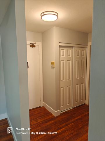 8892 Jody Lane 1E, Des Plaines, IL 60016
