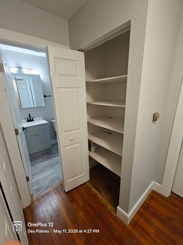 8892 Jody Lane 1E, Des Plaines, IL 60016