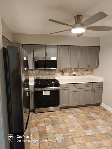 8892 Jody Lane 1E, Des Plaines, IL 60016