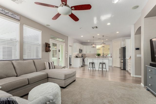 13475 N 153RD Avenue, Surprise, AZ 85379