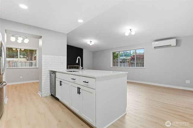 101 161st Street SE, Bothell, WA 98012