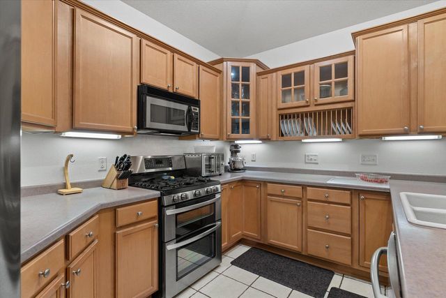 115 Pheasant RUN, Johnson Creek, WI 53038