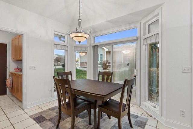 115 Pheasant RUN, Johnson Creek, WI 53038