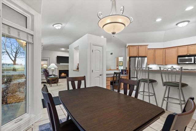 115 Pheasant RUN, Johnson Creek, WI 53038