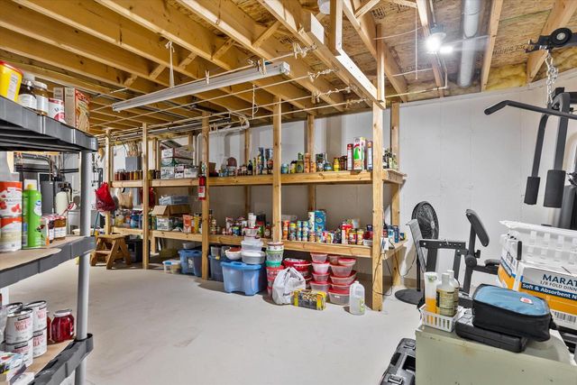 115 Pheasant RUN, Johnson Creek, WI 53038