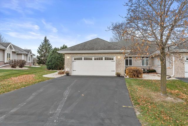 115 Pheasant RUN, Johnson Creek, WI 53038