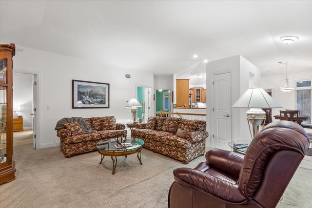 115 Pheasant RUN, Johnson Creek, WI 53038