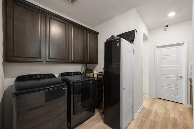 7207 Wink WAY, Austin, TX 78744