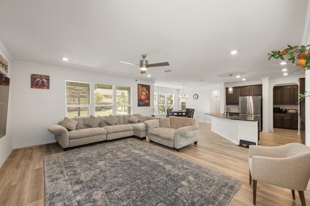 7207 Wink WAY, Austin, TX 78744