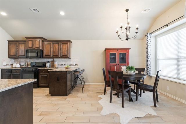 5905 NW 159th Street, Edmond, OK 73013