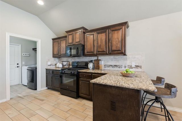 5905 NW 159th Street, Edmond, OK 73013