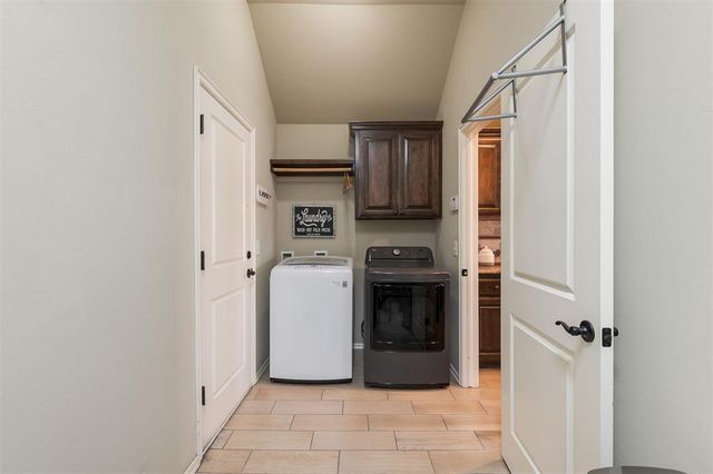 5905 NW 159th Street, Edmond, OK 73013