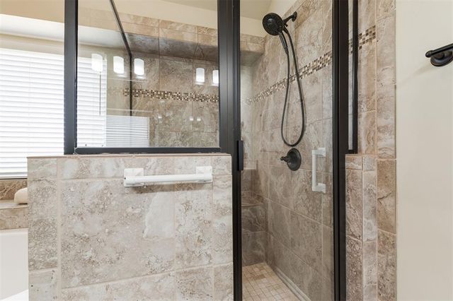 5905 NW 159th Street, Edmond, OK 73013