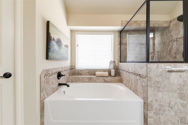 5905 NW 159th Street, Edmond, OK 73013