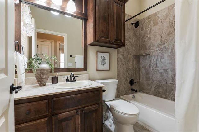 5905 NW 159th Street, Edmond, OK 73013