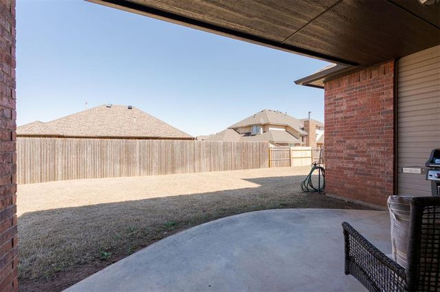 5905 NW 159th Street, Edmond, OK 73013