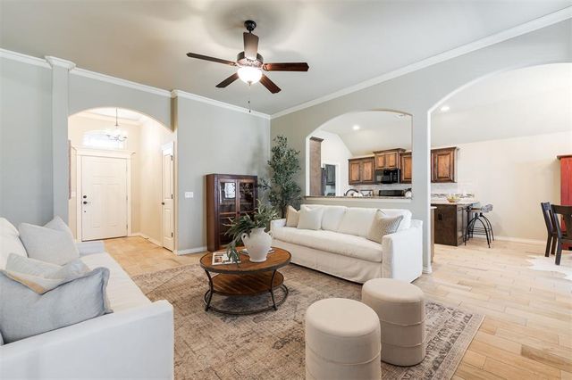 5905 NW 159th Street, Edmond, OK 73013