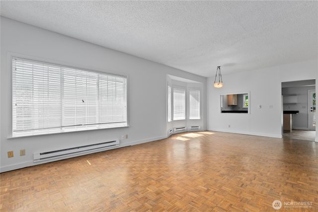 4017 Corliss Avenue N, Seattle, WA 98103