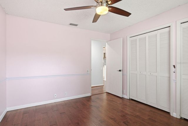 1748 HERMIT THRUSH CIRCLE, Palm Harbor, FL 34683