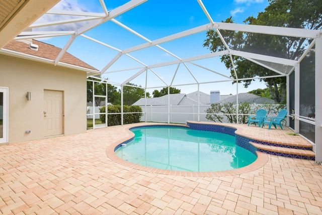 1748 HERMIT THRUSH CIRCLE, Palm Harbor, FL 34683