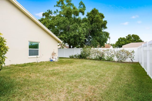 1748 HERMIT THRUSH CIRCLE, Palm Harbor, FL 34683