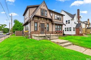 2923 N SHERIDAN Road, Peoria, IL 61604